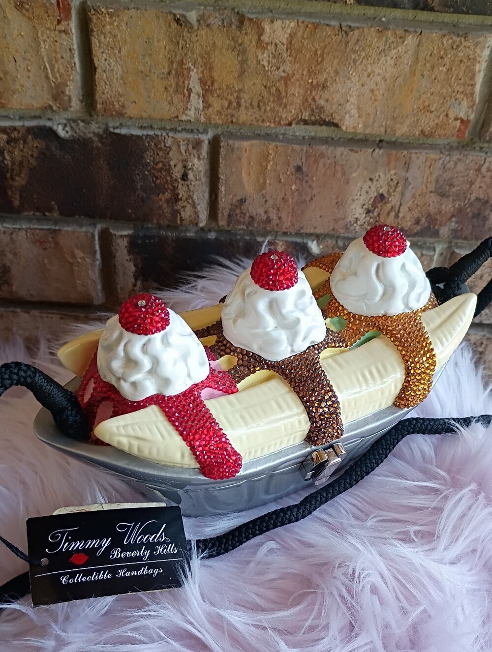 Wow! Rare NEW Timmy Woods Swarovski Crystal Wooden Banana Split Ice Cream Bag - Picture 3 of 16